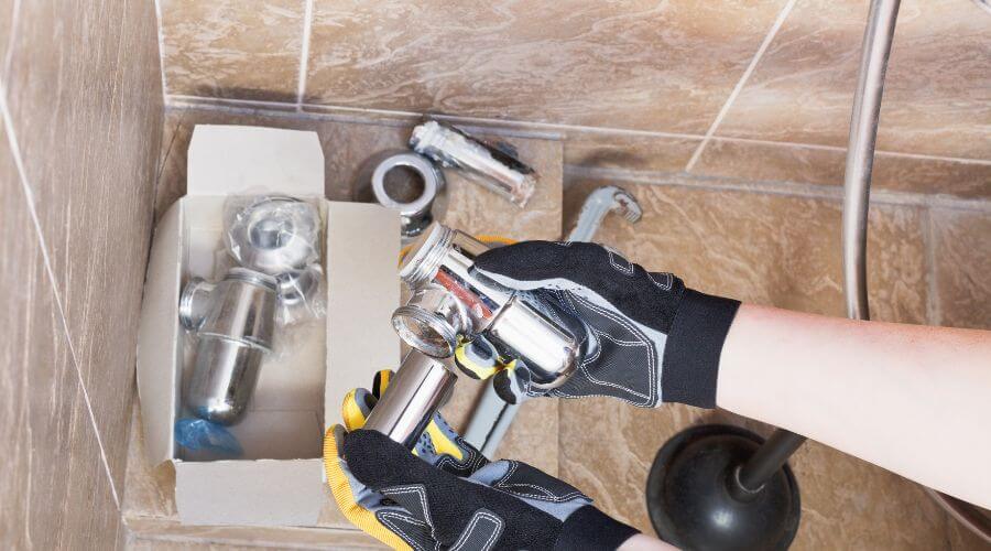 Professional gutter cleaning in Tollesboro, KY